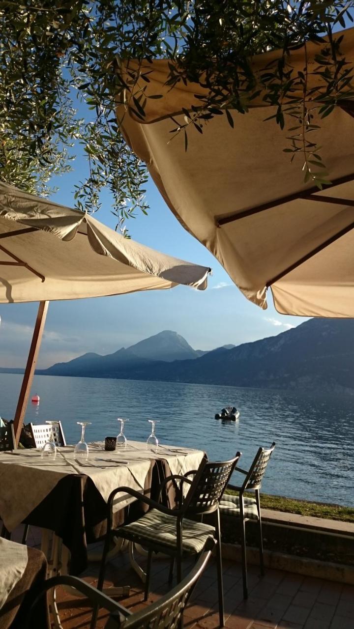 Piccolo Hotel Direkt Am See Brenzone sul Garda Exterior photo
